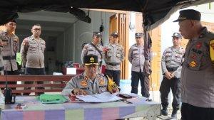 Kapolres-Rokan-Hulu-AKBP-Budi-Setiyono-lakukan-pengecekan.jpg