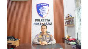 Kasat_Lantas_Polresta_Pekanbaru_AKP_Satrio_B_W_Wicaksana_16082025.jpg