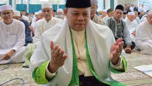Ketua-MUI-Riau-Prof-Dr-H-Ilyas-Husti-MA-okee.jpg
