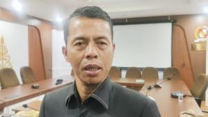 Ketua_Komisi_IV_DPRD_Pekanbaru_Rois_SAg_06102025.jpg