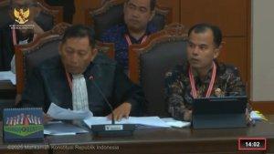 Kuasa-Hukum-KPU-Rohul-sidang-MK.jpg