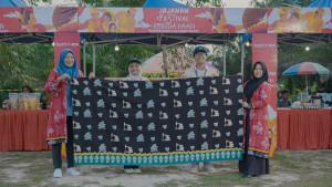 Mahasiswa-UGM-menggelar-Festival-Budaya-Melayu-Siak-di-Dayun.jpg