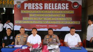 Mahasiswa_Habisi_Nenek_di_Rohul_untuk_Ambil_Hartanya_Terungkap_Gara-gara_Sepatu.jpg