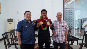 Maizir-Riyondra-bersama-Sekda-Riau-SF-Hariyanto.jpg