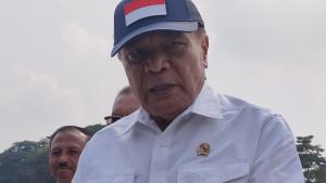 Menko-Polkam-Djamari-Chaniago-soal-MBG.jpg