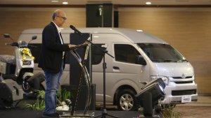 New-Toyota-Hiace-gathering.jpg