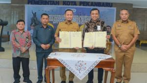 Pemko-dan-Kanwil-DJP-Riau.jpg