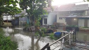 Perumahan-di-Kelurahan-Sidomulyo-Barat-Kota-Pekanbaru-terdampak-banjir-akibat-luapan.jpg