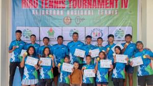 Petenis-junior-PTPN-IV-Regional-III-tampil-sebagai-juara-umum.jpg
