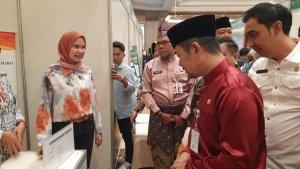 Pj-Wako-Pekanbaru-Risnandar-Mahiwa-tinjau-Pekanbaru-Job-Fair.jpg