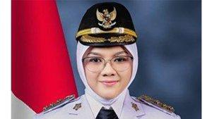 Profil_Afni_Zulkifli_Mantan_Wartawan_di_Istana_Negara_Jadi_Bupati_Siak_Perempuan_Pertama.jpg