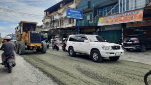 Proses-pengerjaan-base-Jalan-Taskurun-Kota-Pekanbaru.jpg
