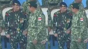 SBY-melewati-Kapolri-Jenderal-Listyo-Sigit.jpg