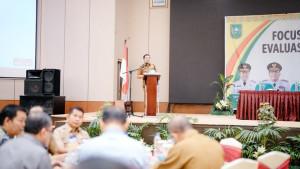 Sekdisdik-Riau-Arden-Simeru-soal-spmb.jpg