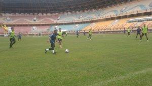 Skuad-PSPS-kala-latihan-di-Stadion-Utama-Riau.jpg