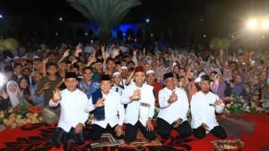 Ustadz-Abdul-Somad-UAS-bersama-Bupati-Rohul-Anton.jpg