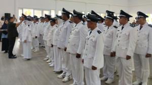Wakil-Bupati-Kuansing-Muhklisin-melantik-puluhan-kepala-desa.jpg