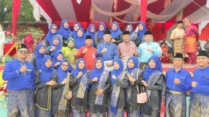 Wakil-Bupati-Pelalawan-H-Husni-Tamrin-foto-bersama-usai-upacara-Hardiknas.jpg