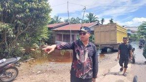 Wakil-Bupati-Rokan-Hilir-Jhony-Charles-melakukan-peninjauan.jpg