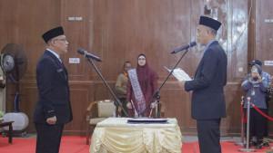 Wali-Kota-Dumai-Paisal-resmi-melantik-Fahmi-Rizal.jpg