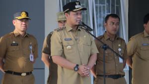 Wali-Kota-Pekanbaru-Agung-Nugroho-foto-baju-resmi.jpg