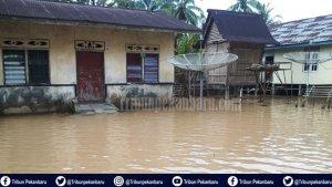 breaking-news-banjir-di-riau-kembali-berlanjut-air-rendam-kecamatan-pangean-kuansing-1.jpg