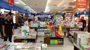 gramedia-mal-pekanbaru_20171220_184358.jpg