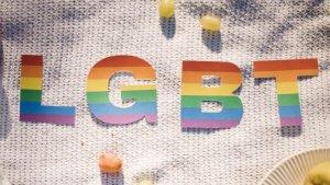 ilustrasi-LGBT-okeee.jpg