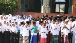 ilustrasi-santri-di-banten.jpg