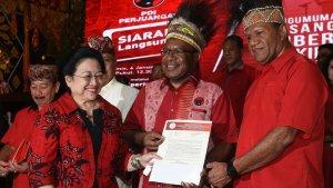 ini-profil-dan-partai-politik-john-wempi-wetipo.jpg