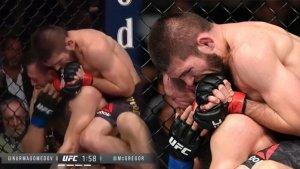 khabib-dan-mcgregor-saling-ejek.jpg