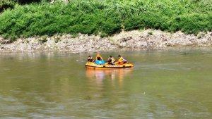 mahasiswi-UNS-loncat-ke-sungai-bengawan-Solo.jpg