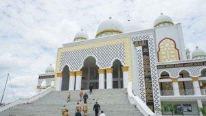 masjid-raya-provinsi-riau-jalan-siak2-palas-rumbai.jpg