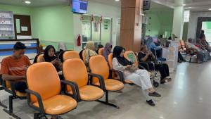 pasien-di-rsd-madani-pekanbaru.jpg