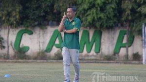 pelatih-persebaya-surabaya-aji-santoso-jelang-arema-fc-vs-persebaya-sabtu-pekan-ini.jpg