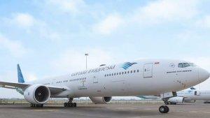 pesawat-garuda-indonesia-ulang-tahun-ke-71.jpg
