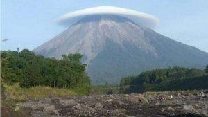puncak-gunung-semeru.jpg