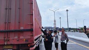 razia-truk-ODOL-selama-2-hari-di-akhir-Februari-2025.jpg