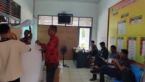 rekapitulasi-suara-PSU-di-dua-panel-di-aula-Kantor-Camat-Tambusai-Utara-Rohul.jpg