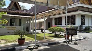 rumah-dinas-gubernur-sepi-istri-gubernur-riau.jpg