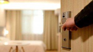 teler-berat-pulang-ke-apartemen-masuk-kamar-orang-langsung-tidur-di-samping-wanita-akhirnya-tragis.jpg