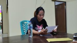 wanita-kuansing-cari-keadilan-suaminya-ditangkap-bongkar-peti.jpg