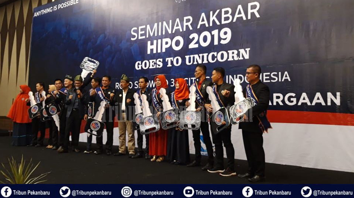 12-kader-terbaik-hipo-internasional-pekanbaru-di-riau-dapat-reward-yamaha-nmax.jpg