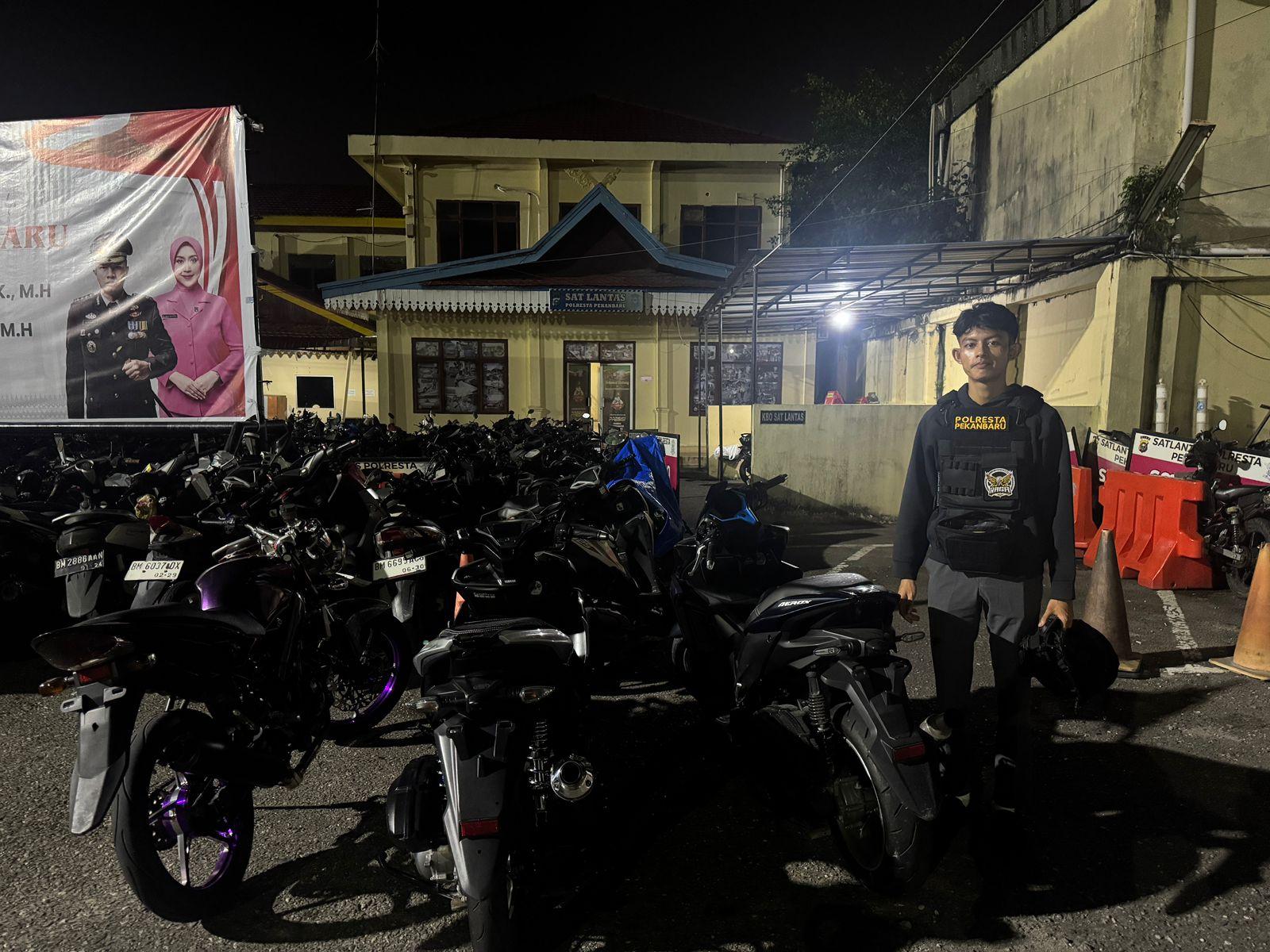 12-unit-sepeda-motor-saat-operasi-penertiban-balap-liar.jpg