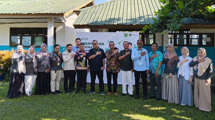 Apical Gelar Pemeriksaan Kesehatan dan Pengobatan Gratis bagi Masyarakat di Sungai Sembilan - Tribunpekanbaru.com