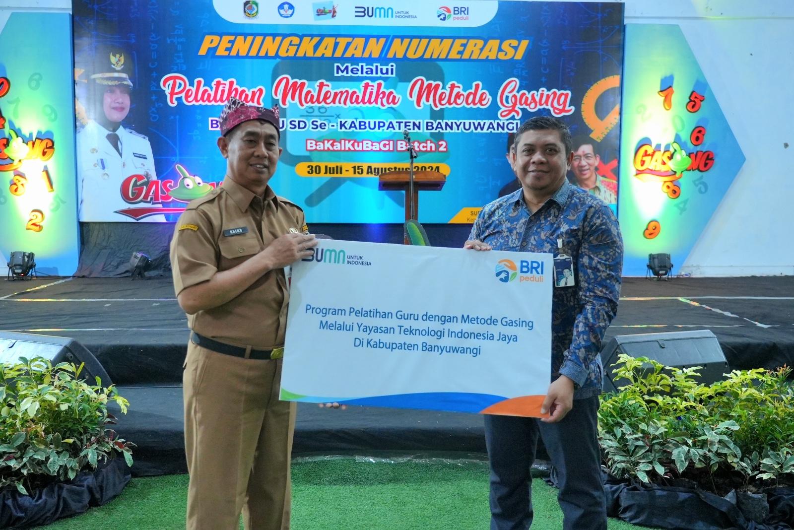 BRI Peduli Gandeng Guru se-Kabupaten Banyuwangi Ikut Pelatihan Numerisasai Metode Gasing