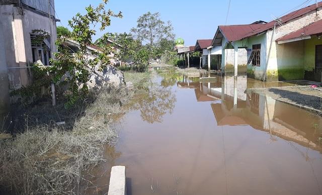 Banjir-di-perumahan-Witayu-pekanbaru.jpg