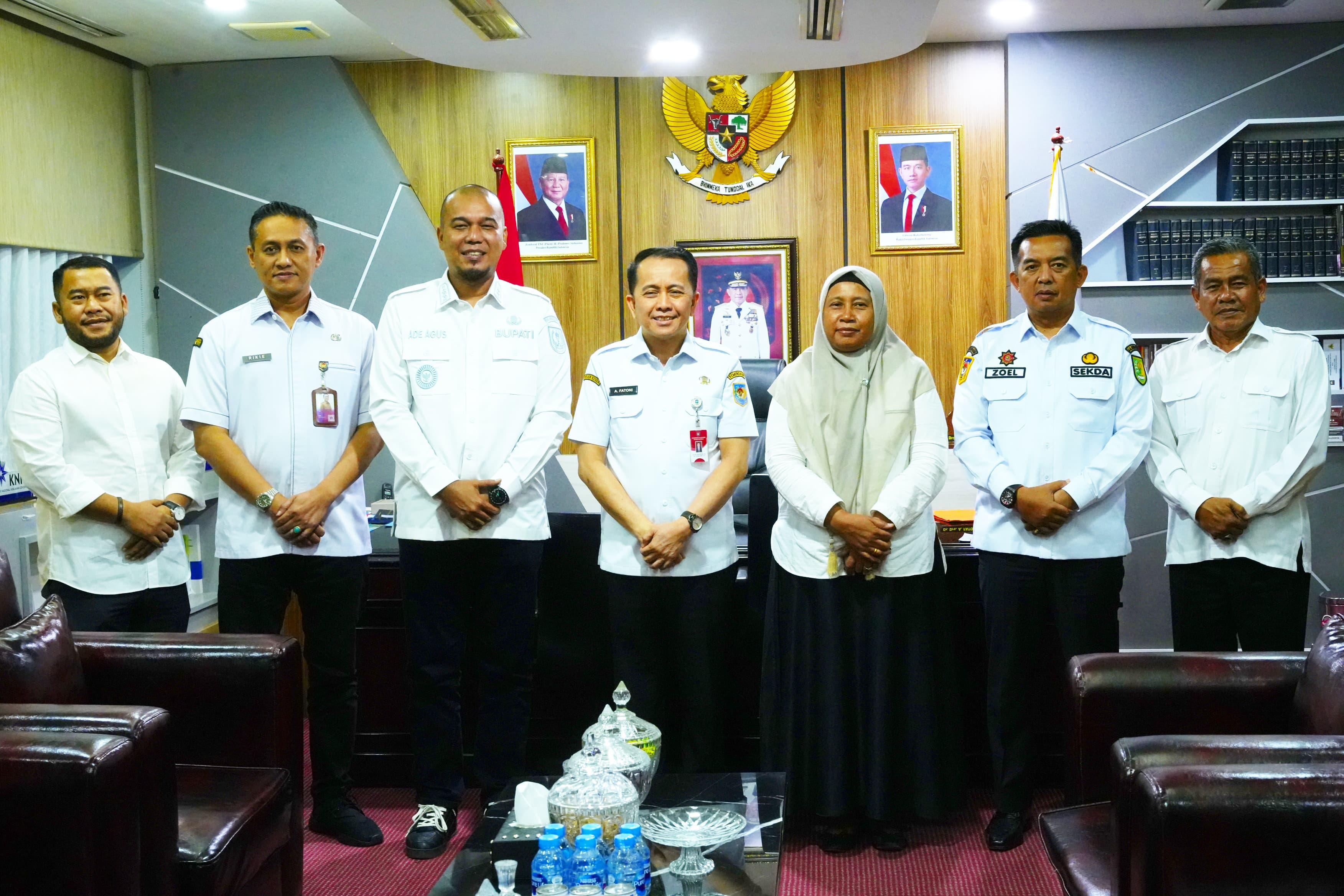 Bupati Inhu Berkunjung ke Kemendagri, Sampaikan Persoalan Anggaran Pemkab Inhu - Tribunpekanbaru.com