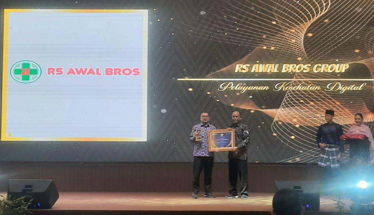 Direktur-RS-Awal-Bros-Sudirman-Pekanbaru-dr-Jimmy-Kurniawan.jpg