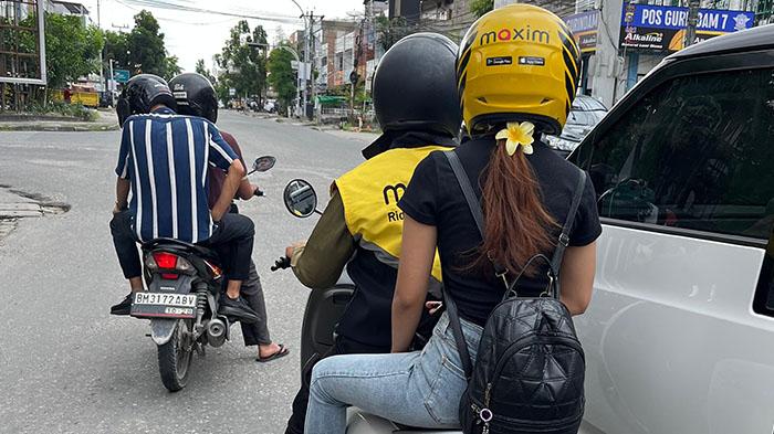 Hampir Sepuluh Tahun Jadi Driver Ojol, Iman Belum Pernah Dapat THR